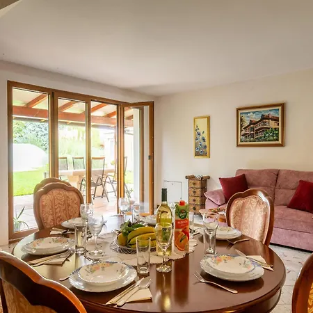 Spacious In Verteneglio Holiday home *